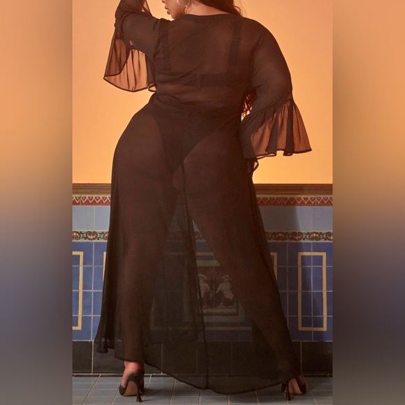 ❌SOLD❌NWT Tabria Majors Fashion To Figure Black Flowy Cover-Up - Picture 2 of 8